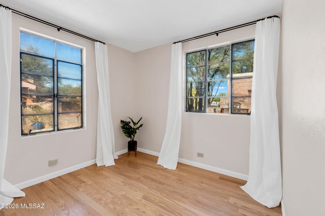 1934 E Mabel Street, Tucson, AZ 85719