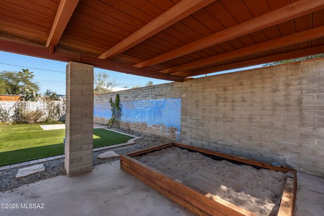 1934 E Mabel Street, Tucson, AZ 85719