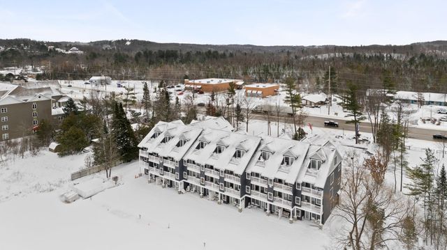 2305 N Us31 203, Traverse City, MI 49686