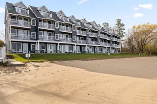 2305 N Us31 203, Traverse City, MI 49686