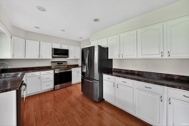 51823 Cheryl Drive, Granger, IN 46530