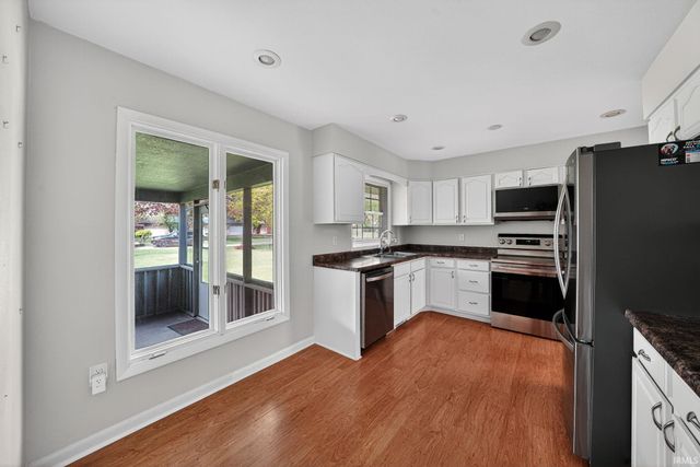 51823 Cheryl Drive, Granger, IN 46530