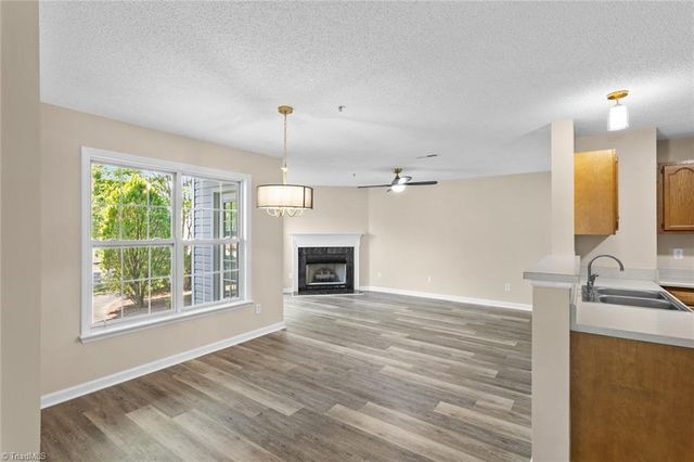 311 Quietwood Drive 311, Winston-salem, NC 27103