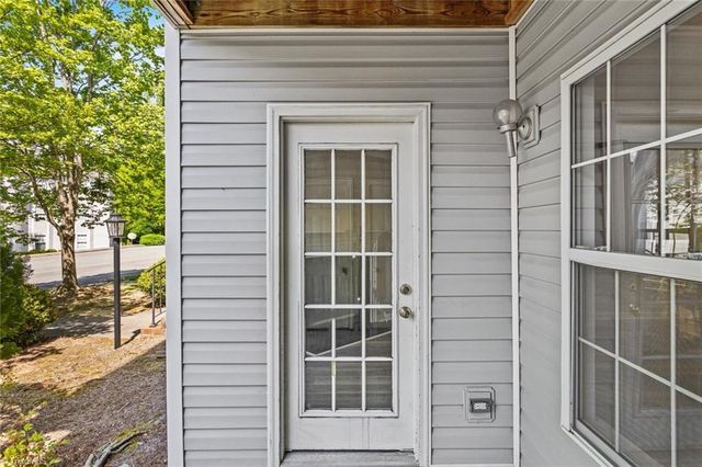 311 Quietwood Drive 311, Winston-salem, NC 27103