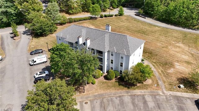 311 Quietwood Drive 311, Winston-salem, NC 27103