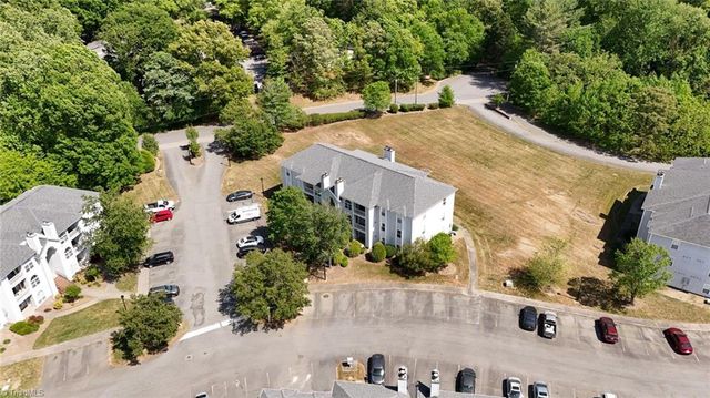 311 Quietwood Drive 311, Winston-salem, NC 27103