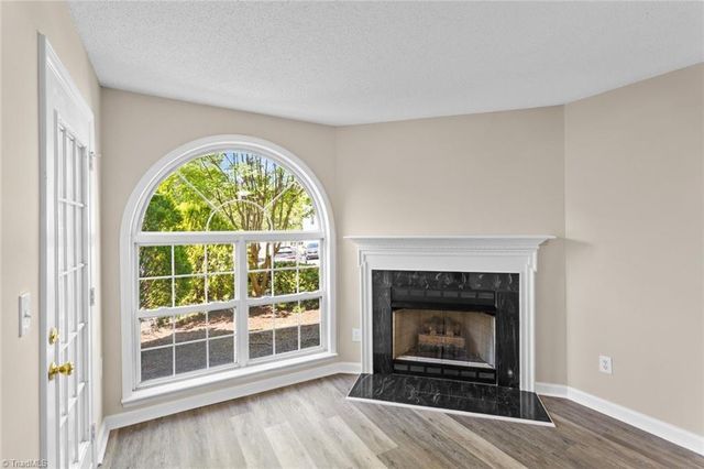 311 Quietwood Drive 311, Winston-salem, NC 27103