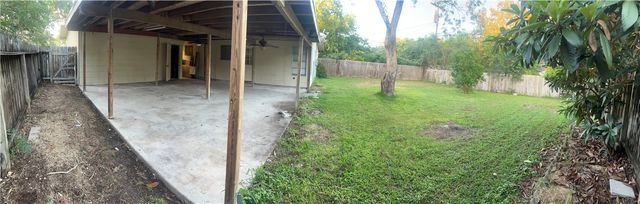 1013 Dolphin Pl, Corpus Christi, TX 78411