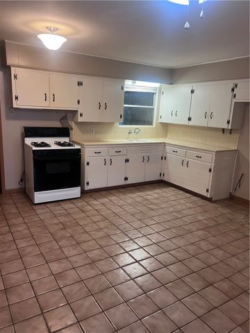 1013 Dolphin Pl, Corpus Christi, TX 78411