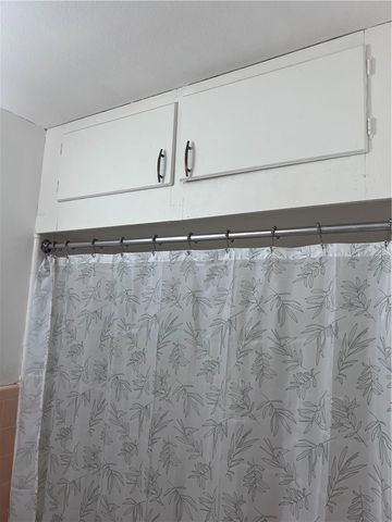 1013 Dolphin Pl, Corpus Christi, TX 78411