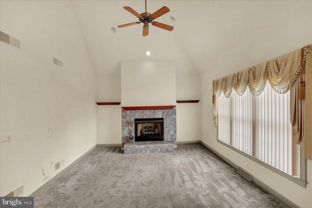 4755 MAPLE SHADE DR, Harrisburg, PA 17110