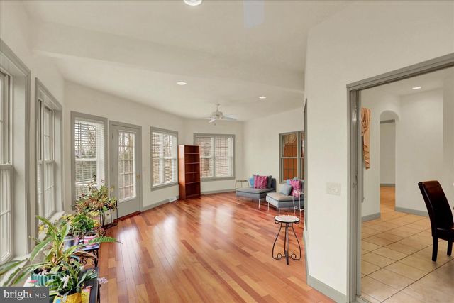 4755 MAPLE SHADE DR, Harrisburg, PA 17110