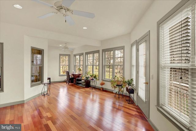 4755 MAPLE SHADE DR, Harrisburg, PA 17110