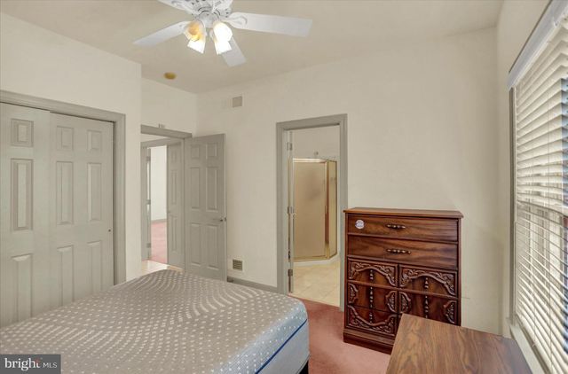 4755 MAPLE SHADE DR, Harrisburg, PA 17110