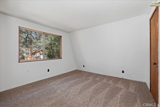 598 Maple, Sugarloaf, CA 92386