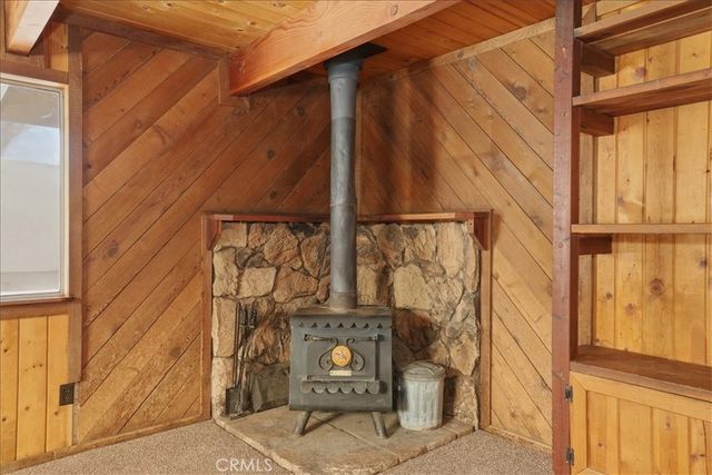 598 Maple, Sugarloaf, CA 92386
