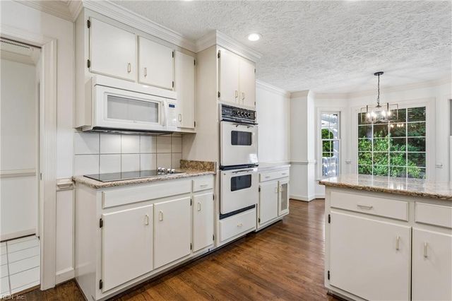 111 Montrose, Williamsburg, VA 23188