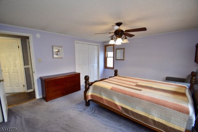 38 Notch Rd, Jefferson Twp., NJ 07438