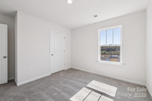 3916 Ashton Drive NW, Conover, NC 28613