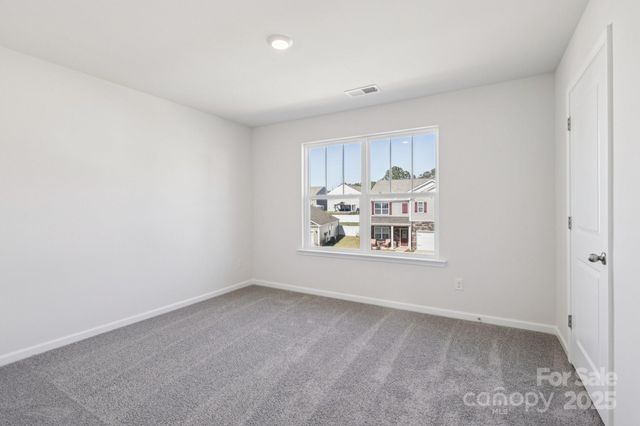 3916 Ashton Drive NW, Conover, NC 28613