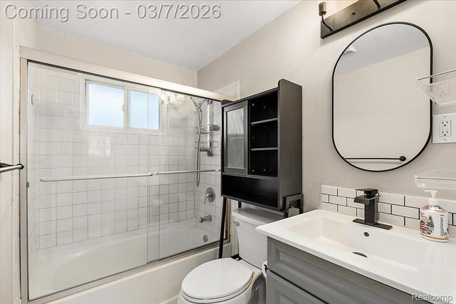 608 Amelia Avenue, Royal Oak, MI 48073