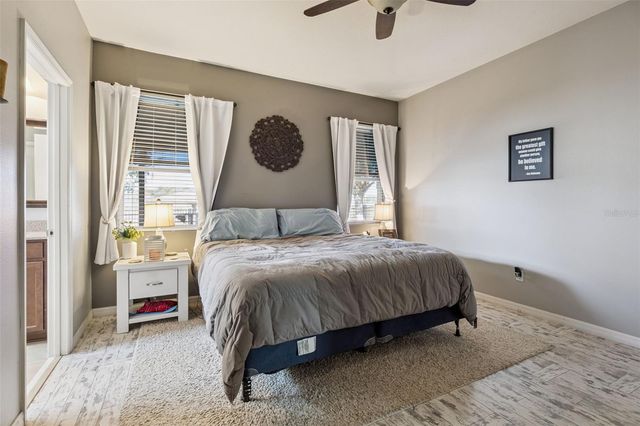 1127 WHITE WATER BAY DRIVE, Groveland, FL 34736