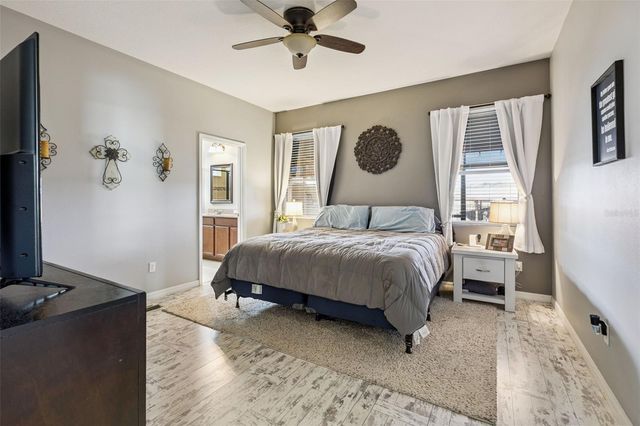 1127 WHITE WATER BAY DRIVE, Groveland, FL 34736