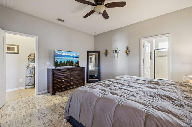 1127 WHITE WATER BAY DRIVE, Groveland, FL 34736