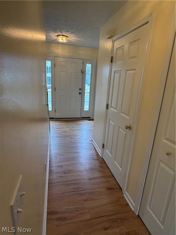 9754 Agate Street NW, Canal Fulton, OH 44614