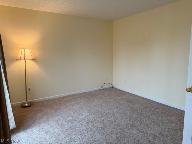 9754 Agate Street NW, Canal Fulton, OH 44614