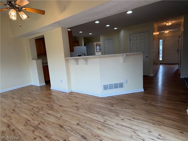 9754 Agate Street NW, Canal Fulton, OH 44614