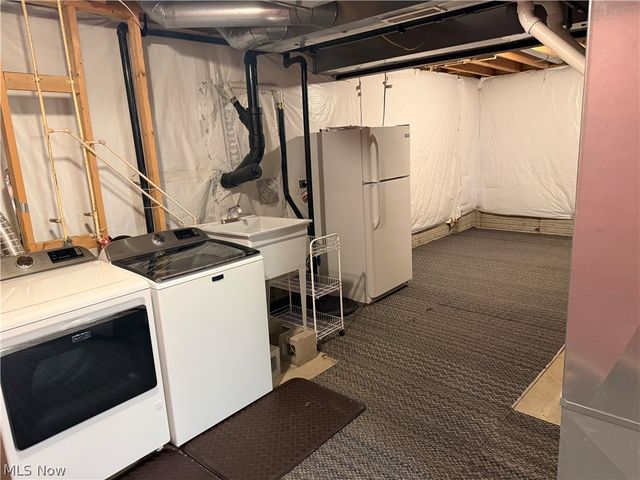 9754 Agate Street NW, Canal Fulton, OH 44614