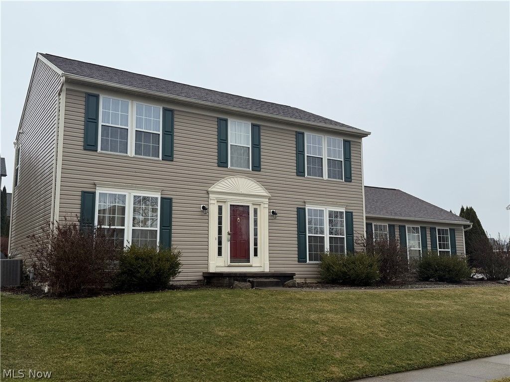 9754 Agate Street NW, Canal Fulton, OH 44614