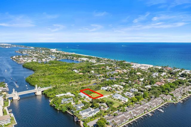 22 Hudson Avenue, Ocean Ridge, FL 33435
