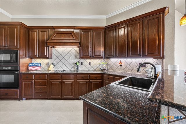 2725 Hester Way, Salado, TX 76571