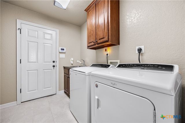 2725 Hester Way, Salado, TX 76571