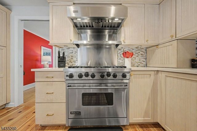 45 Highfield Rd, Bloomfield Twp., NJ 07003