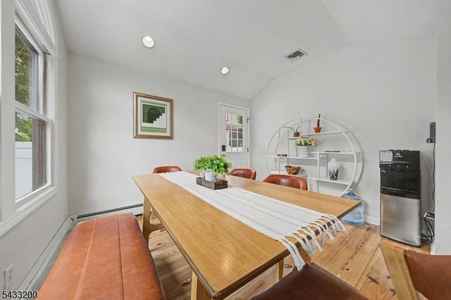 45 Highfield Rd, Bloomfield Twp., NJ 07003