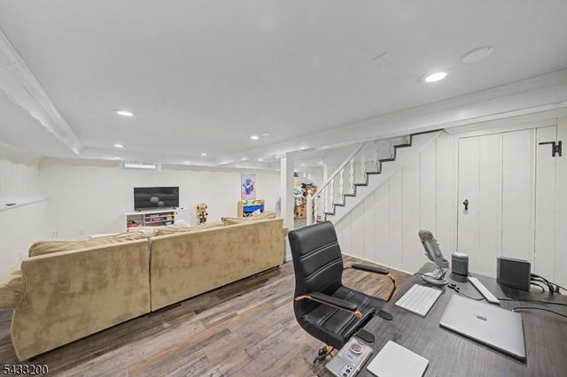 45 Highfield Rd, Bloomfield Twp., NJ 07003