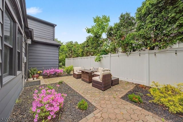 45 Highfield Rd, Bloomfield Twp., NJ 07003