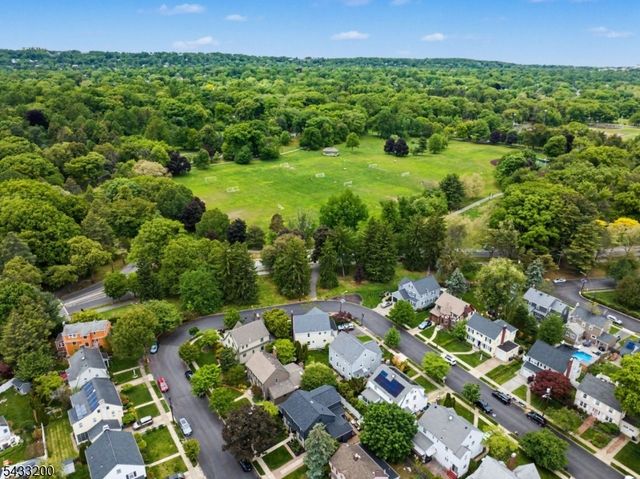 45 Highfield Rd, Bloomfield Twp., NJ 07003