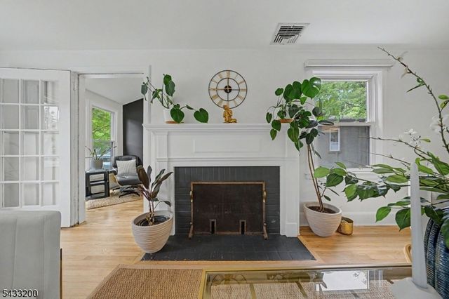 45 Highfield Rd, Bloomfield Twp., NJ 07003