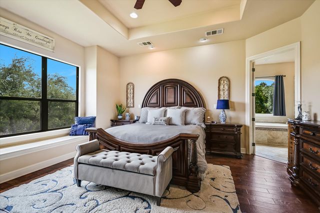 20409 Cordill LN, Spicewood, TX 78669