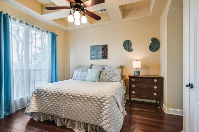 20409 Cordill LN, Spicewood, TX 78669