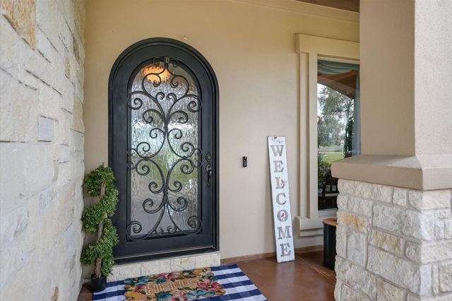 20409 Cordill LN, Spicewood, TX 78669