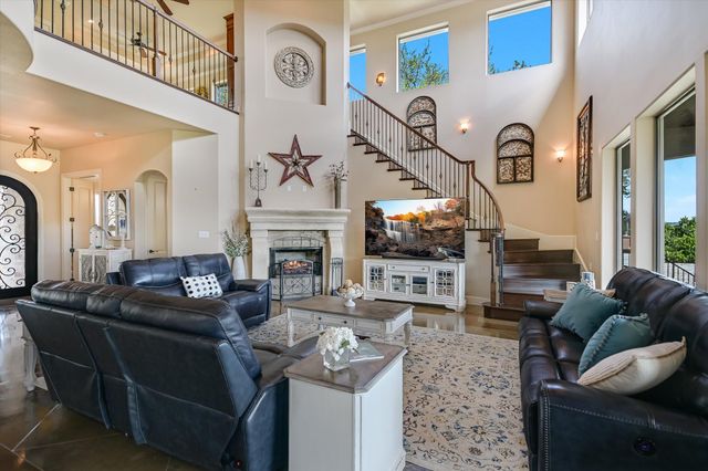 20409 Cordill LN, Spicewood, TX 78669