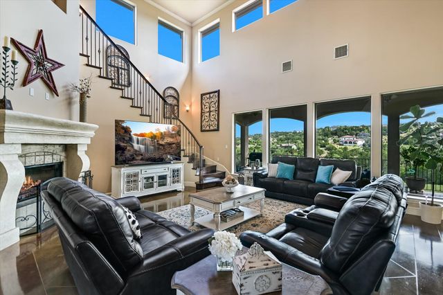 20409 Cordill LN, Spicewood, TX 78669