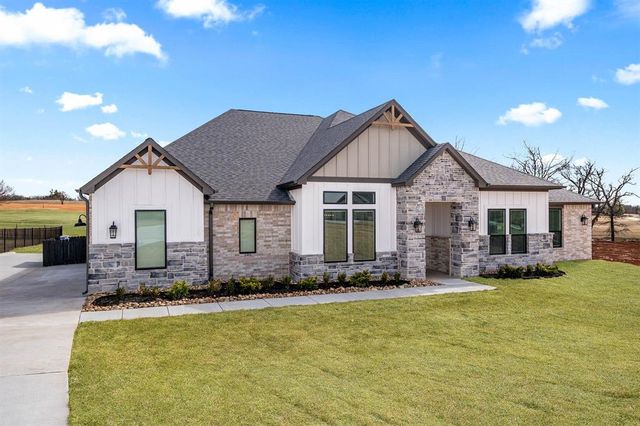 2284 Summit Circle, Blanchard, OK 73010