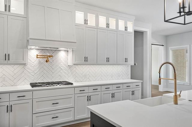 2284 Summit Circle, Blanchard, OK 73010