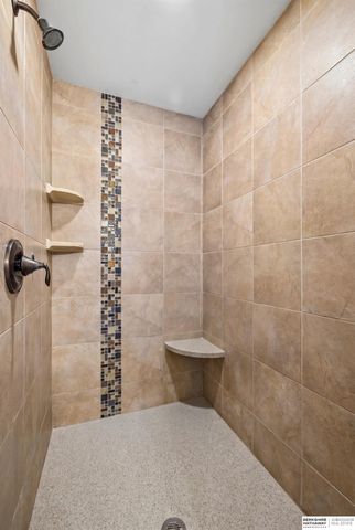 720 S 200th Street, Elkhorn, NE 68022